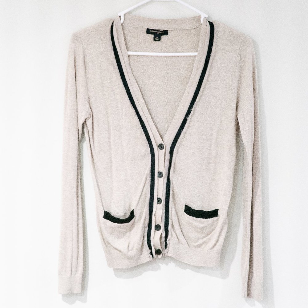 Women's Banana Republic Sweater